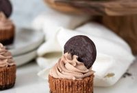 Thin Mint Crust Mini Chocolate Cheesecakes