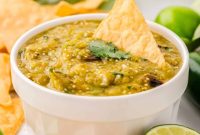 Homemade Tomatillo Salsa Verde Recipe for Fresh Flavor