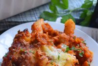 Cheesy Ground Turkey Pasta Bake with Spinach and Tomatoes