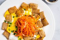 Crispy Vietnamese Rice Cakes (Bánh Bột Chiên)