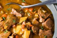 Hearty Beef Stew Recipe Without Wine — Slow Cooker & Stovetop Methods