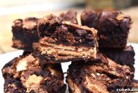 Indulgent KitKat Fudge Brownies Recipe with Crispy Chocolate Topping