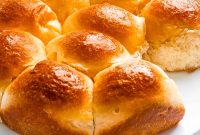 Homemade Brioche Rolls Recipe for Soft, Buttery Buns