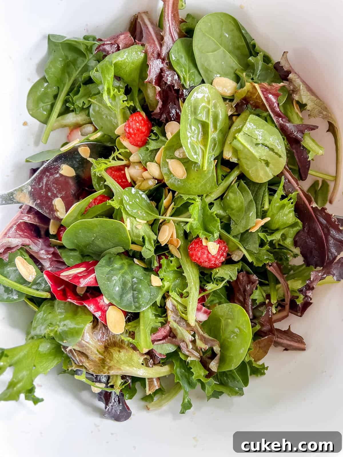 Salad mixed with the vanilla vinaigrette. 