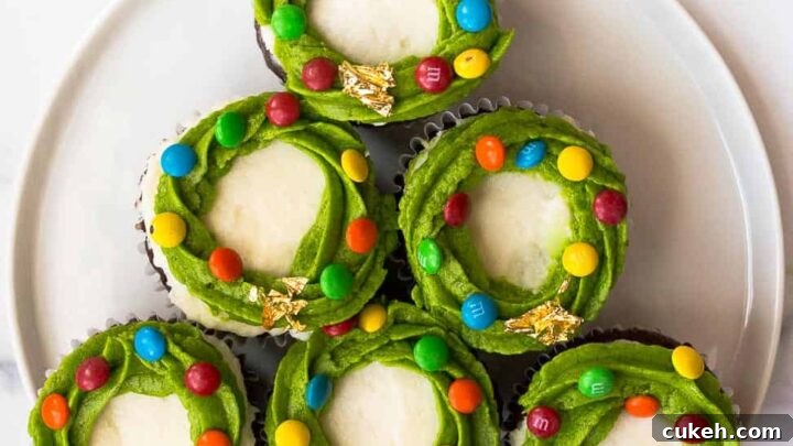 christmas wreath cupcakes