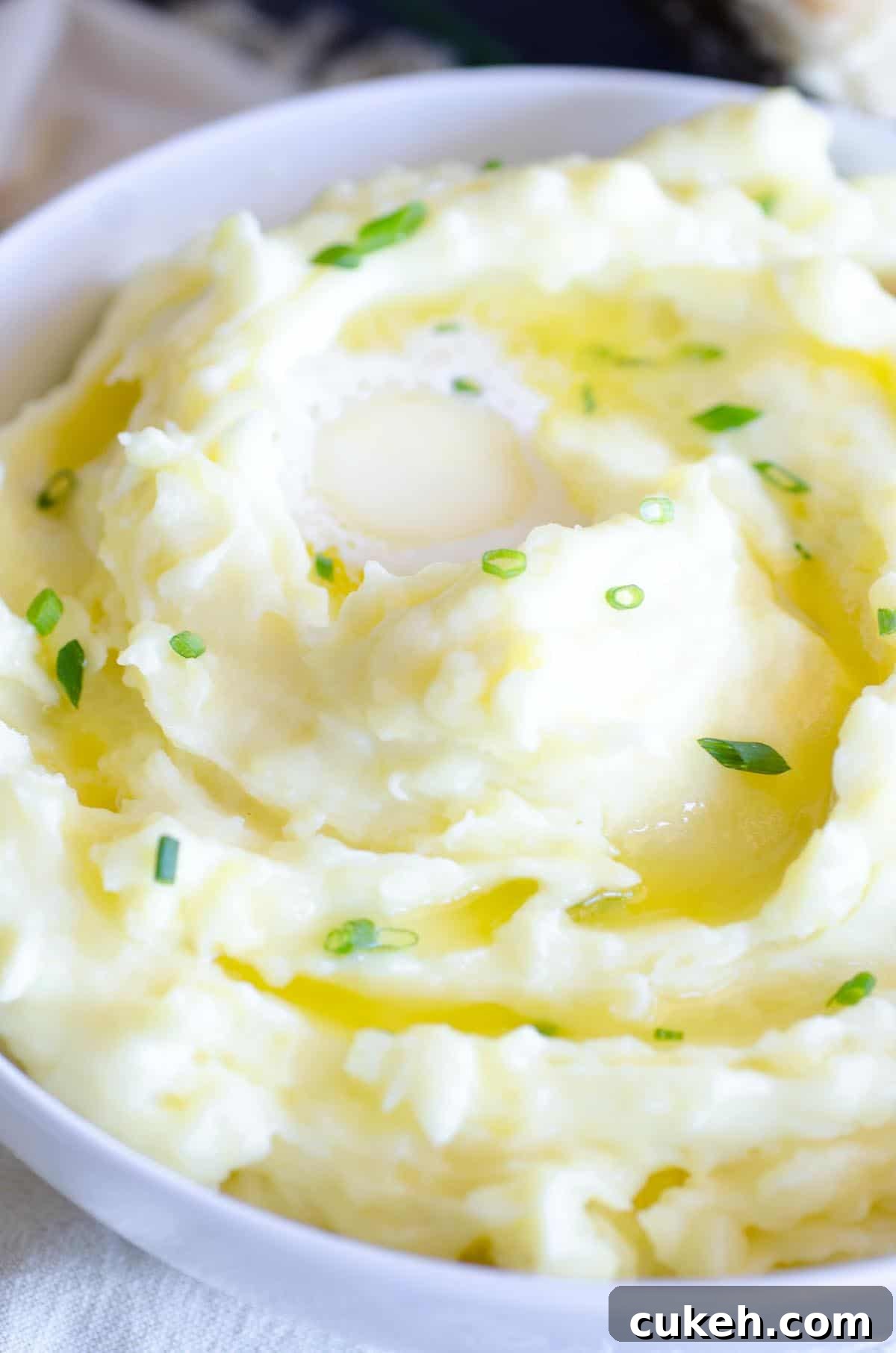 creamy buttery mashed potatoes in a bowl
