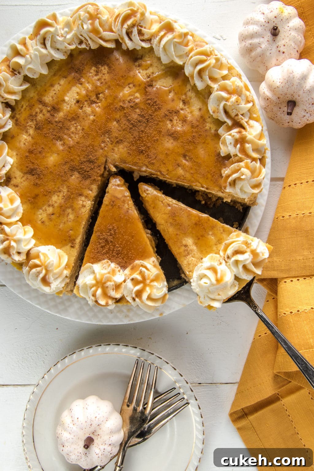 Low-Carb Pumpkin Cheesecake Recipe for Your Holiday Table 3 Whole pumpkin cheesecake