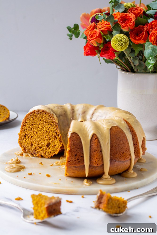 pumpkin bundt cake