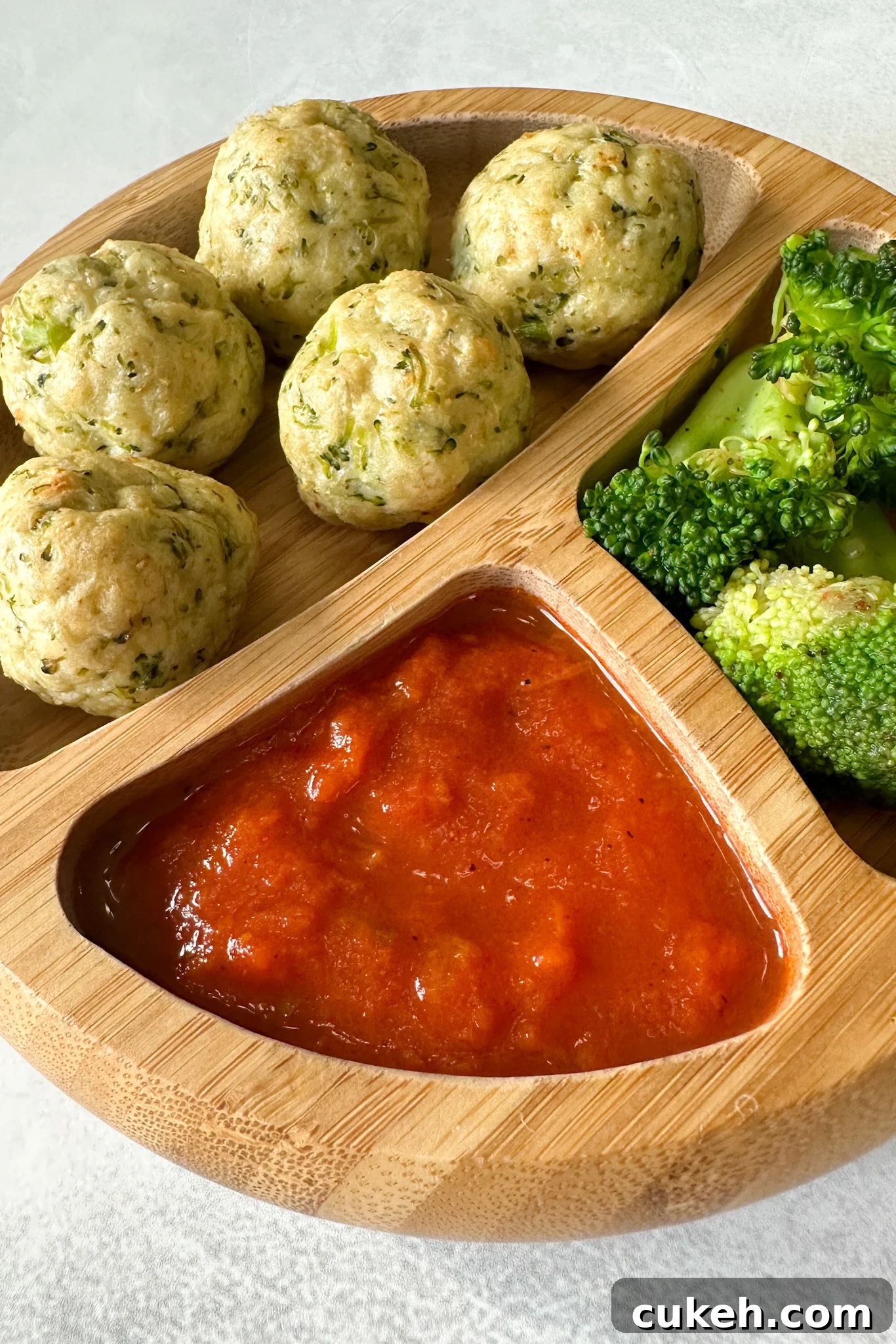 15 Nutritious Broccoli Recipes for Babies and Toddlers 11 Chicken and broccoli meatballs served with marinara sauce.